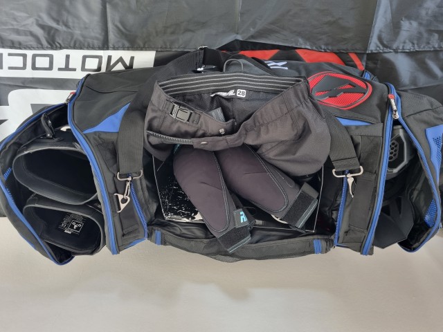 0404 gearbag7