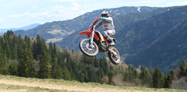 0506 xwalzer3