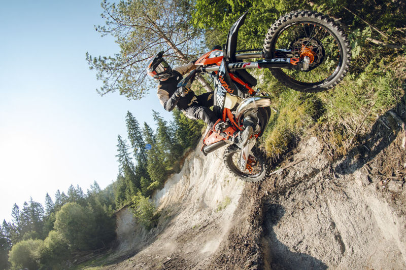 0903 ktm3006