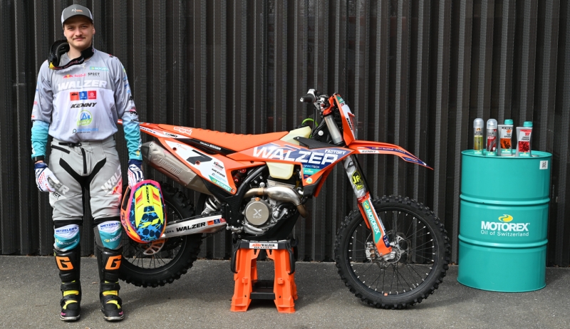 1003 walz1